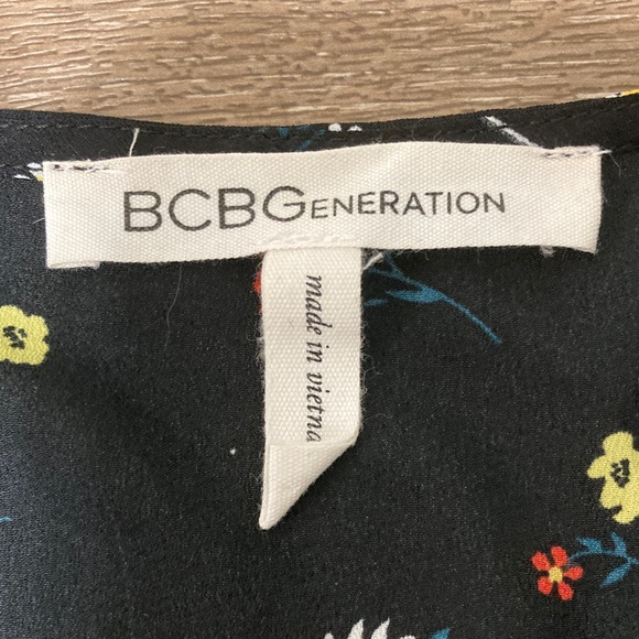 BCBGeneration Black Floral Blouse - Picture 2 of 7